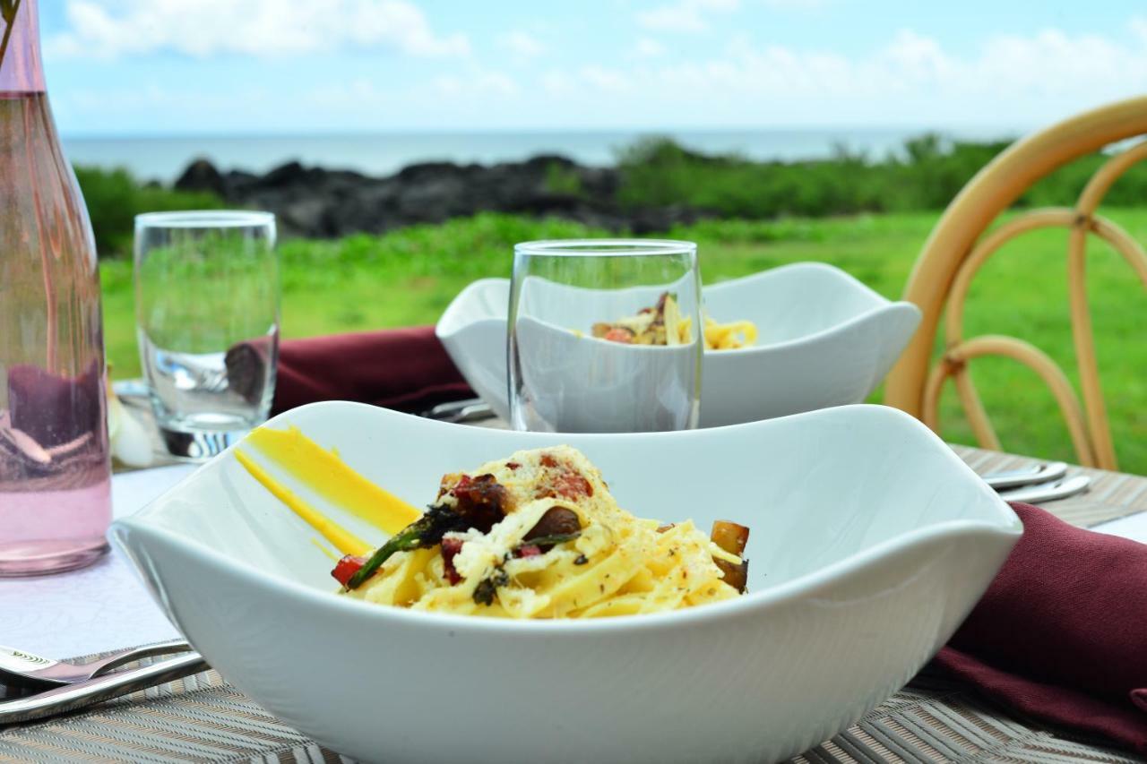 Sunset Reef Resort & Spa 푸앵트 오 피망 외부 사진