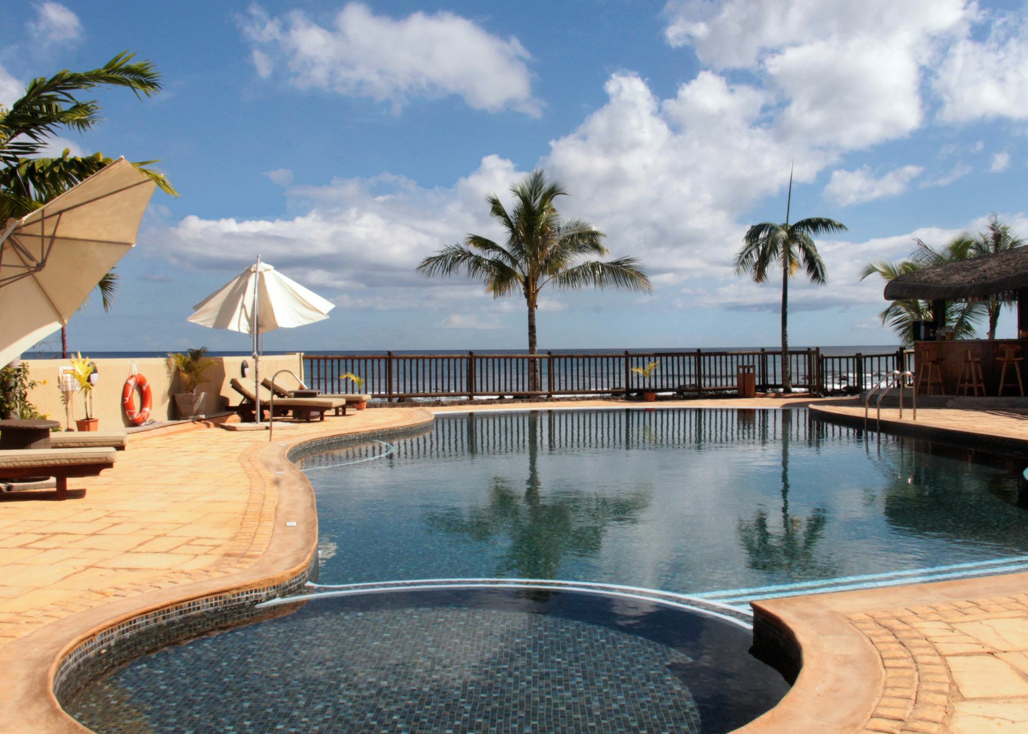 Sunset Reef Resort & Spa 푸앵트 오 피망 외부 사진