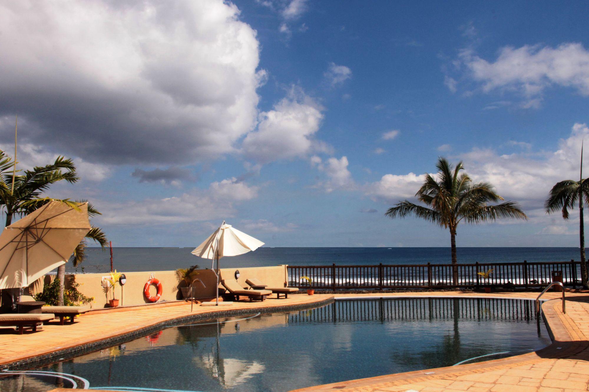 Sunset Reef Resort & Spa 푸앵트 오 피망 외부 사진
